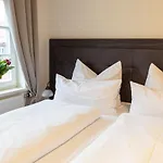 Hotel Hubertus Hof 3*