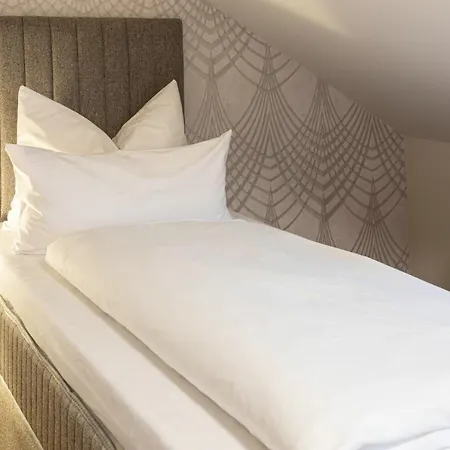 Hubertus Hof ホテル 3*